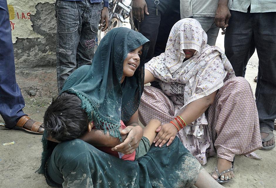 probe ordered into india's stampede killing 116 people