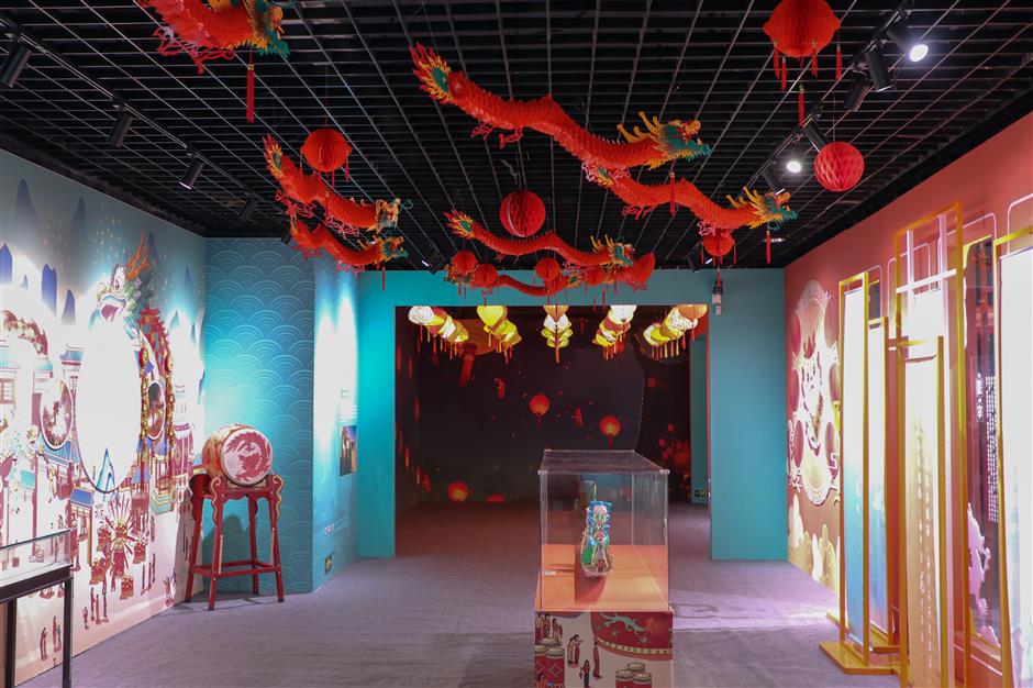 exhibition attempts to understand china's dragon fascination