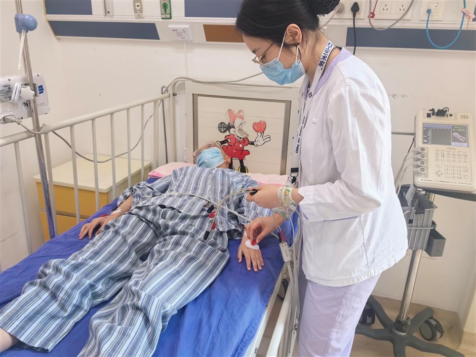 teen girl receives world-first gene replacement therapy in shanghai for rare genetic disease