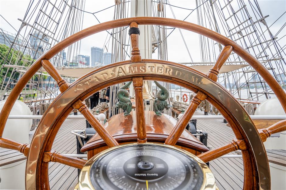 sailing spectacle in shanghai: vintage dutch ship drops anchor