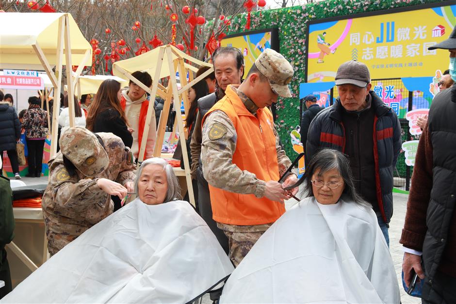 jing'an park fair celebrates community volunteers