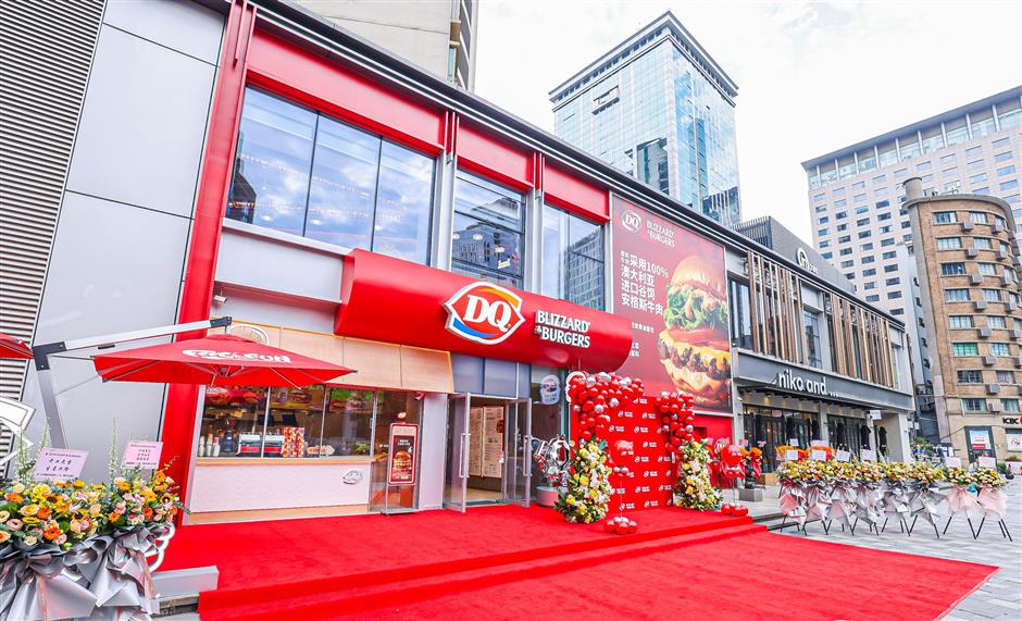 dairy queen opens first burger restaurant in shanghai