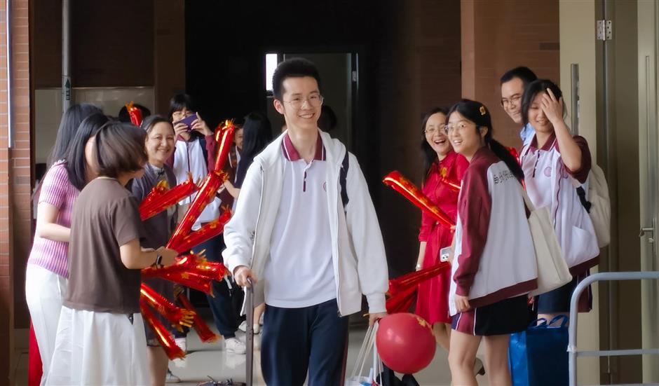 festival well-wishers add to college entrance exam good fortune