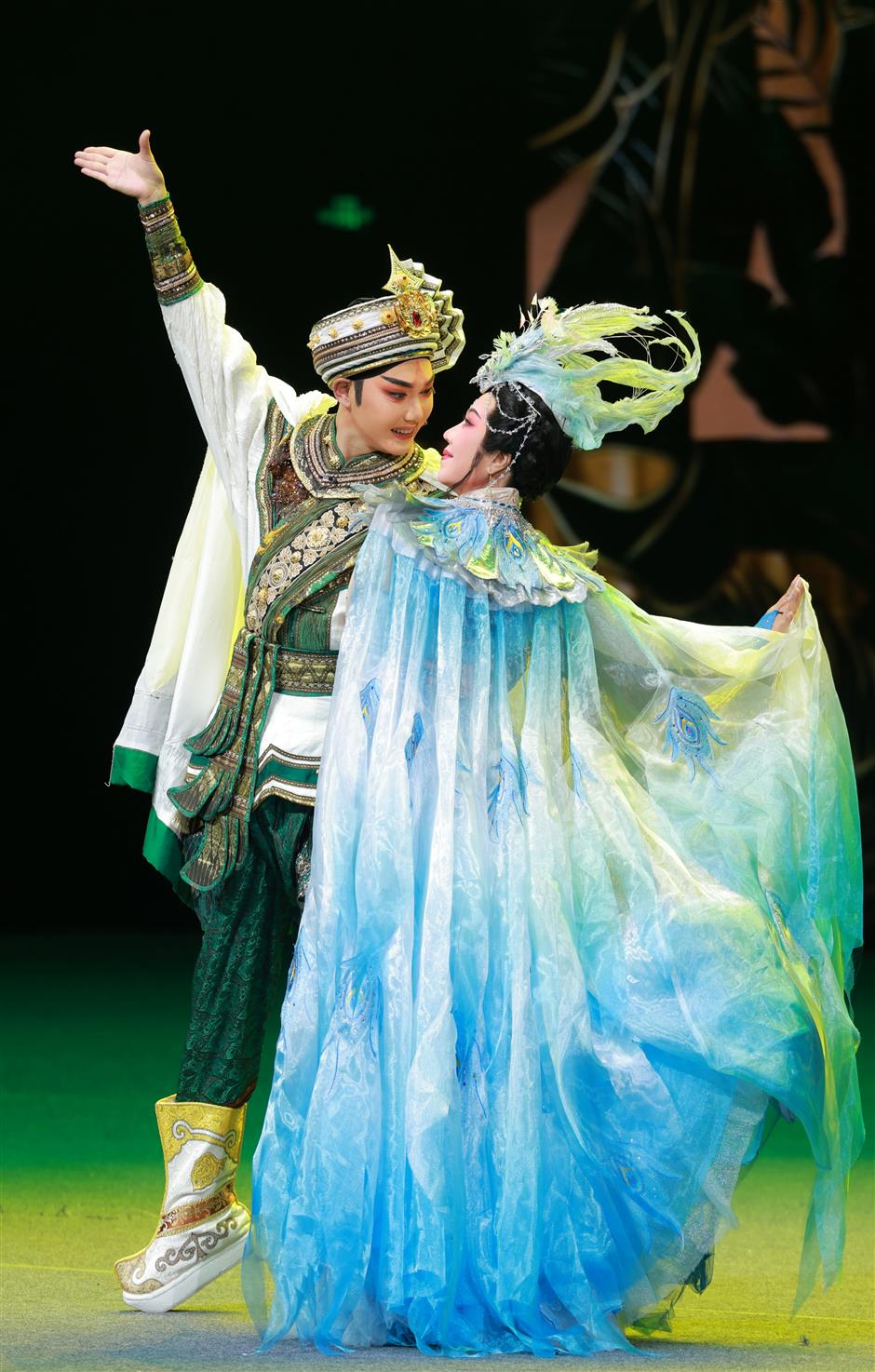 yunnan troupe brings 'peacock princess 2024' to city stage