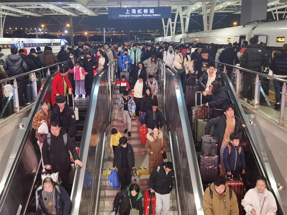 on track for record-breaking rail passenger numbers