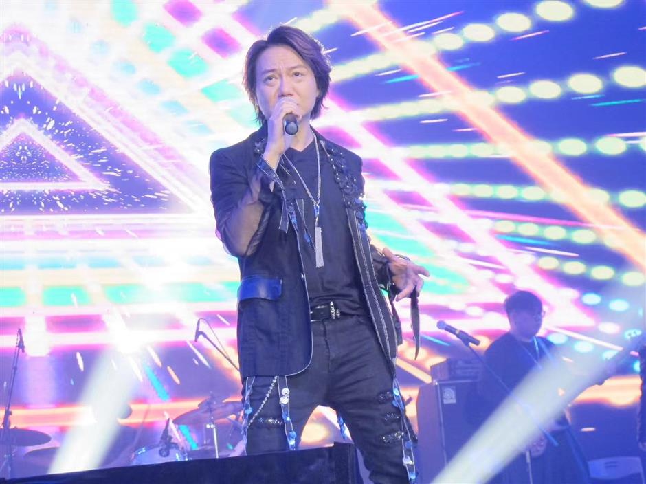 popular hk singer, composer eddie ng to entertain fans in shanghai