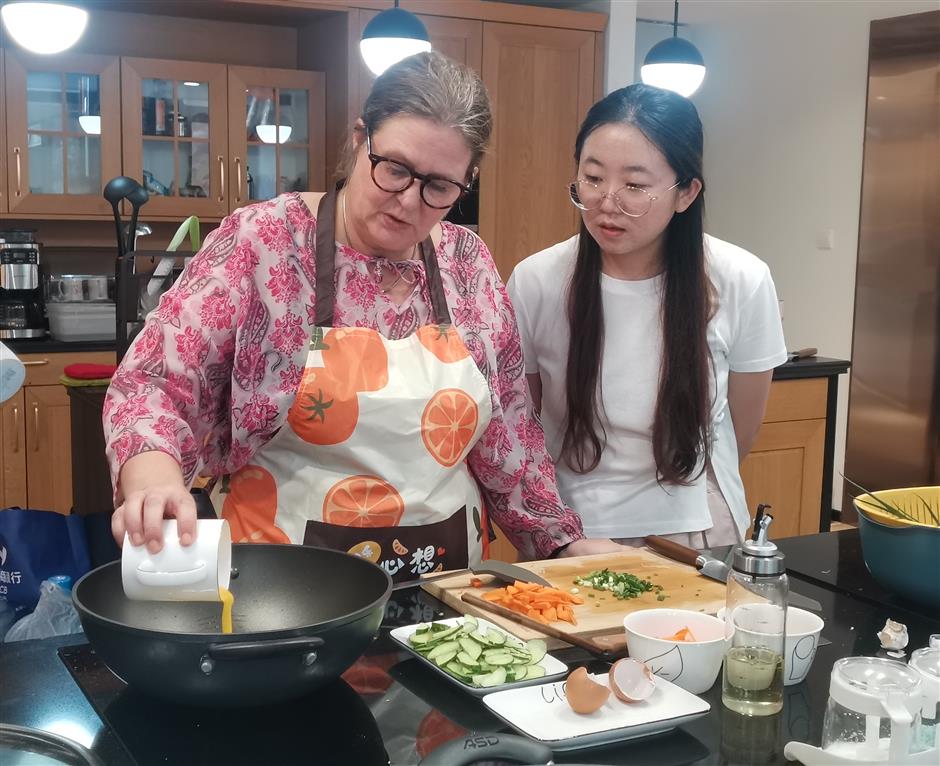 foreigners indulge in culinary adventures