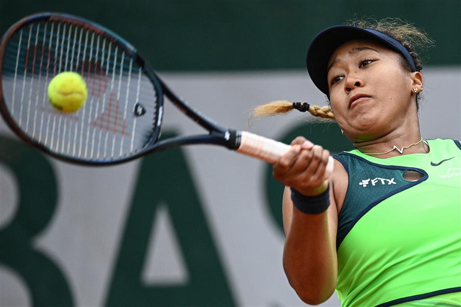 naomi osaka loses in first round of french open