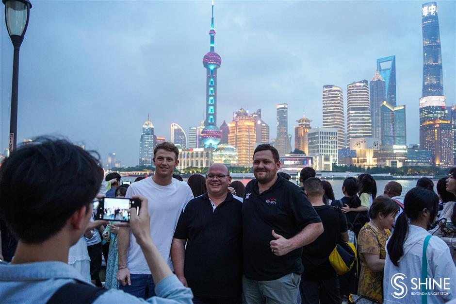 beautiful bund! shanghai dazzles as the night lights come on