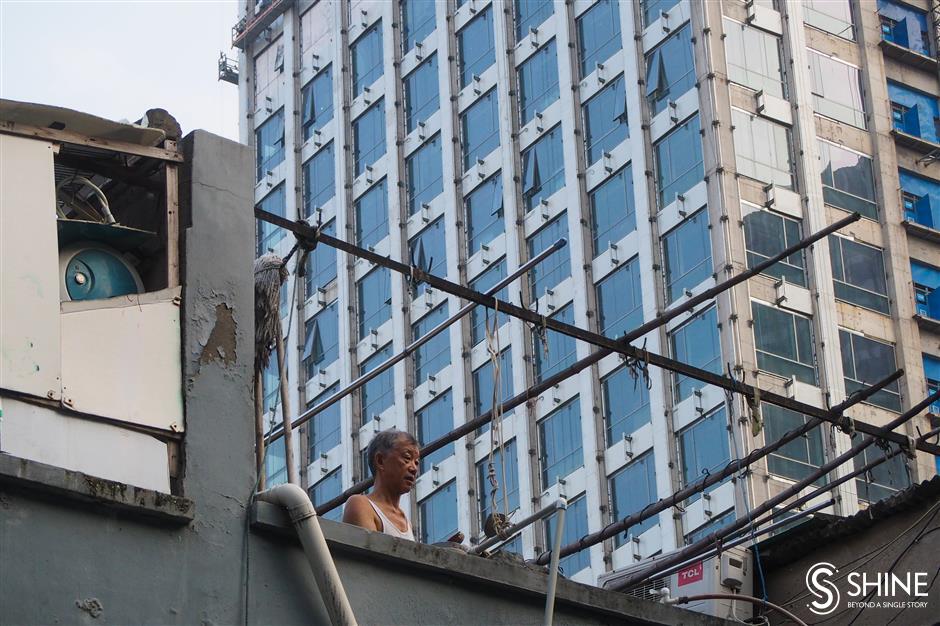 last two dilapidated lane houses in downtown shanghai to be renovated