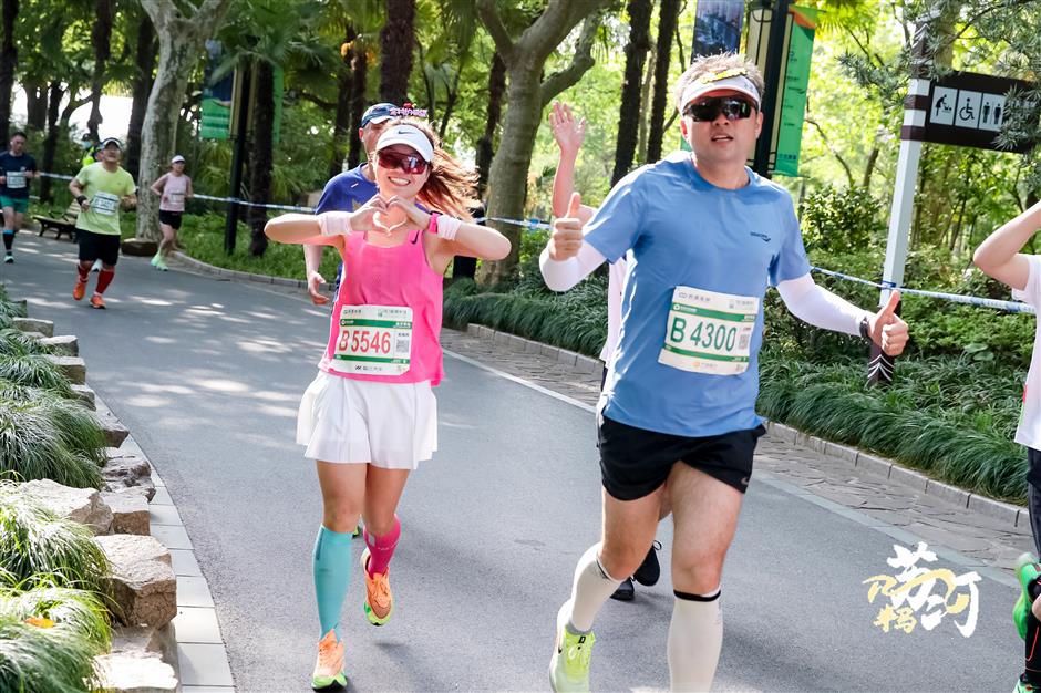 inaugural half marathon showcases putuo's transformation and ambition