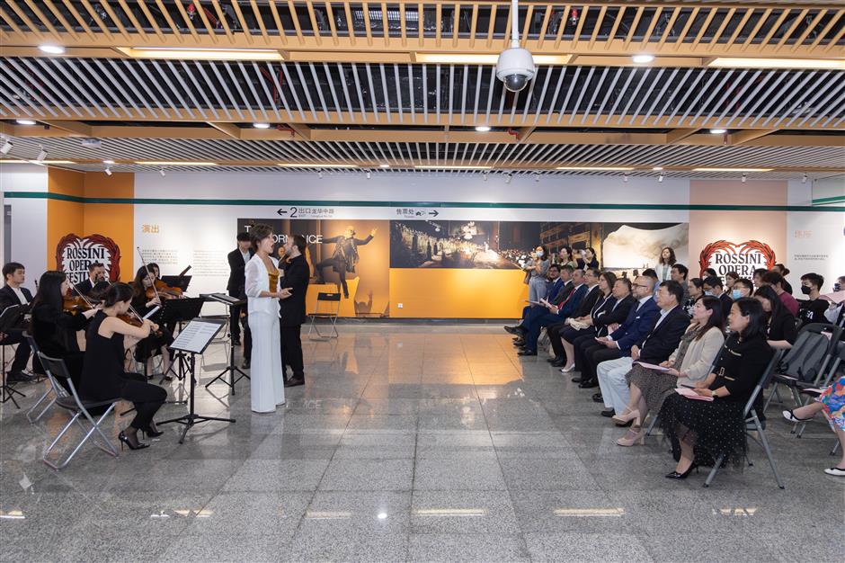 rossini festival hits high note in metro station