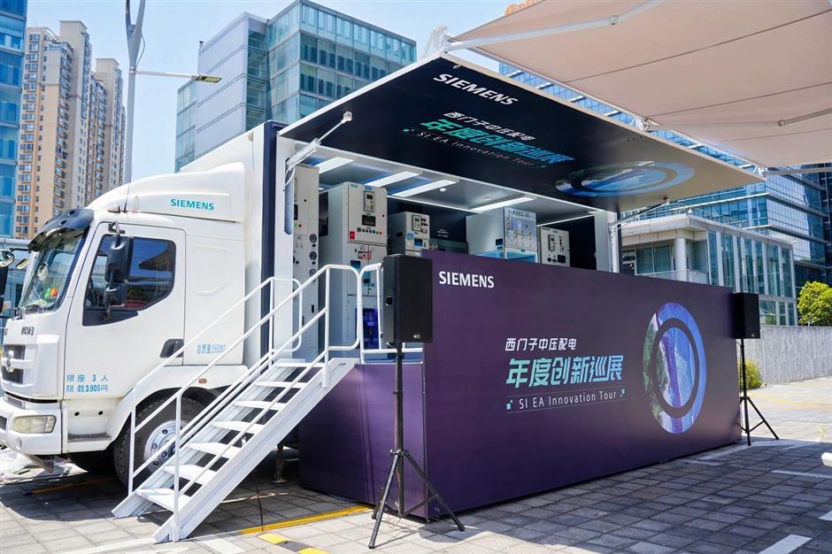 siemens launches innovation tour in innovative space