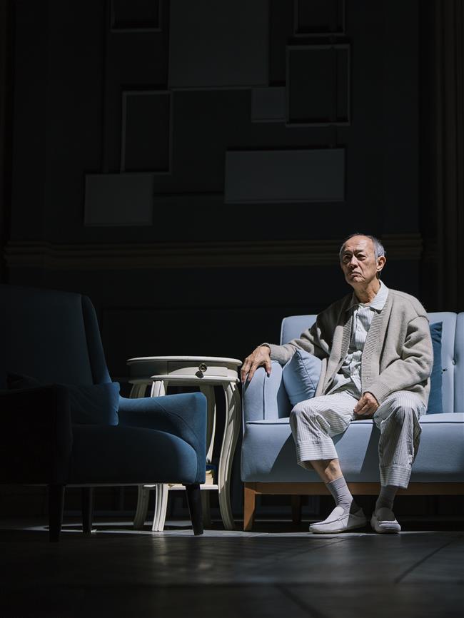 chin shih-chieh brings role of alzheimer's patient to life in shanghai