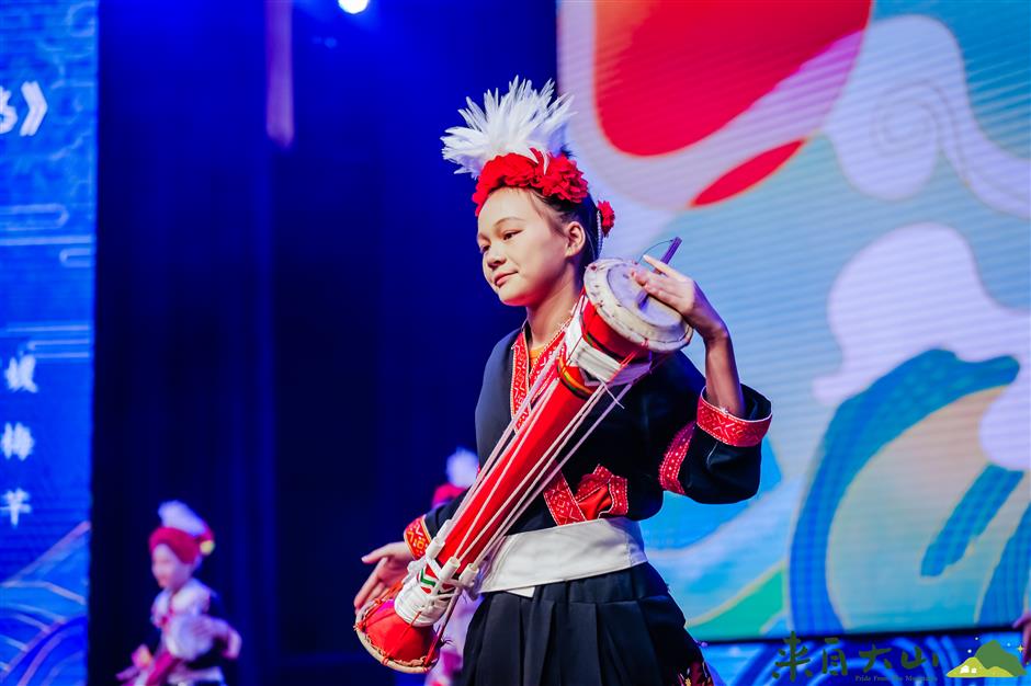 colorful and wonderful! children from ethnic minorities win wows in shanghai