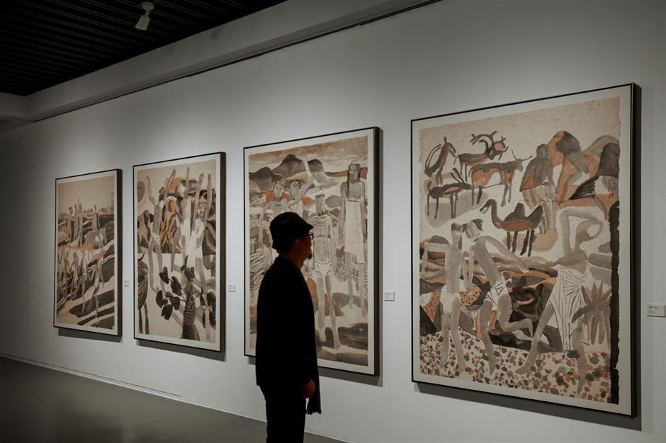 zhang peicheng, ding she exhibit diverse artwork at liu haisu art museum