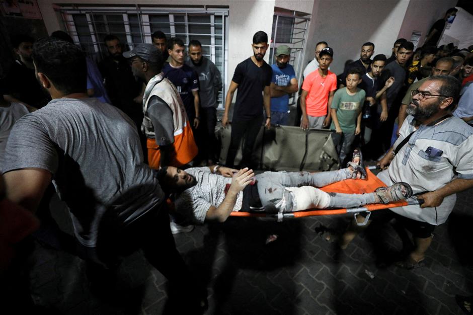 471 palestinians killed in gaza hospital bombing