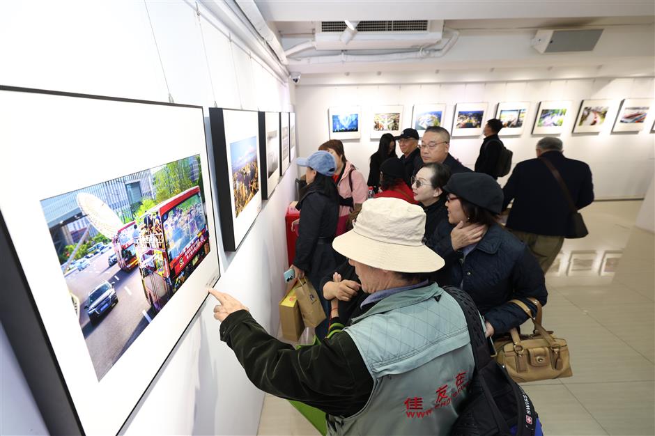 capturing the splendor and beauty of shanghai on camera